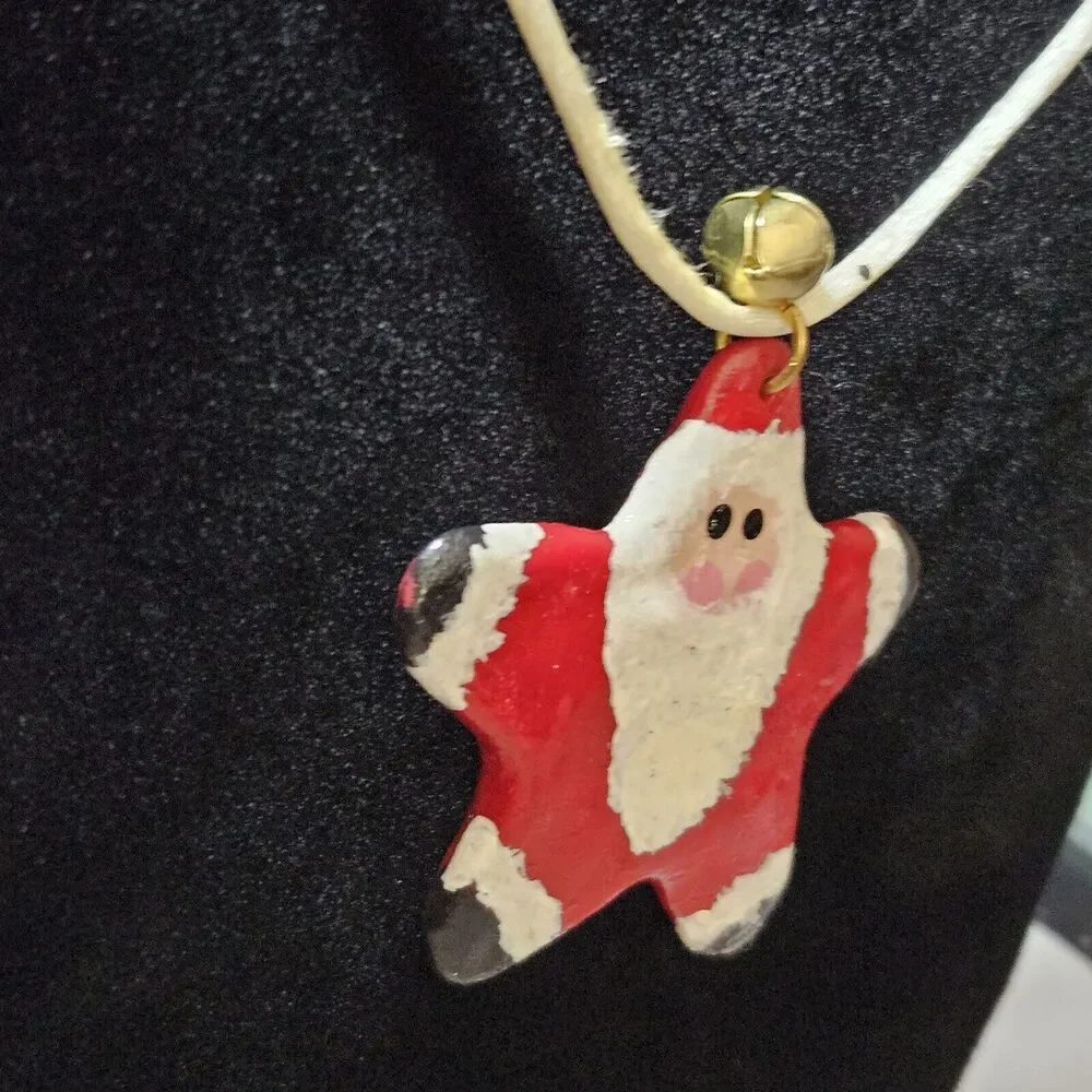 Star Shaped Red And White Santa Pendant Necklace